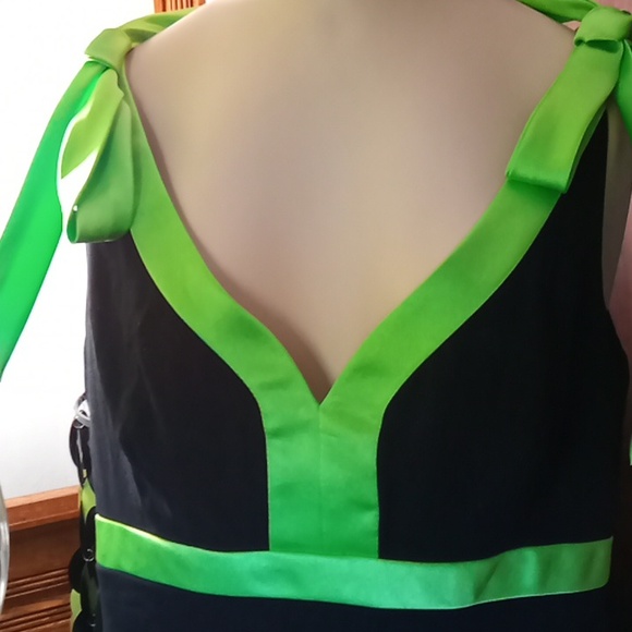 Tadashi  Shoji black with green bows and trim  sleeveless summer top. - Picture 2 of 7